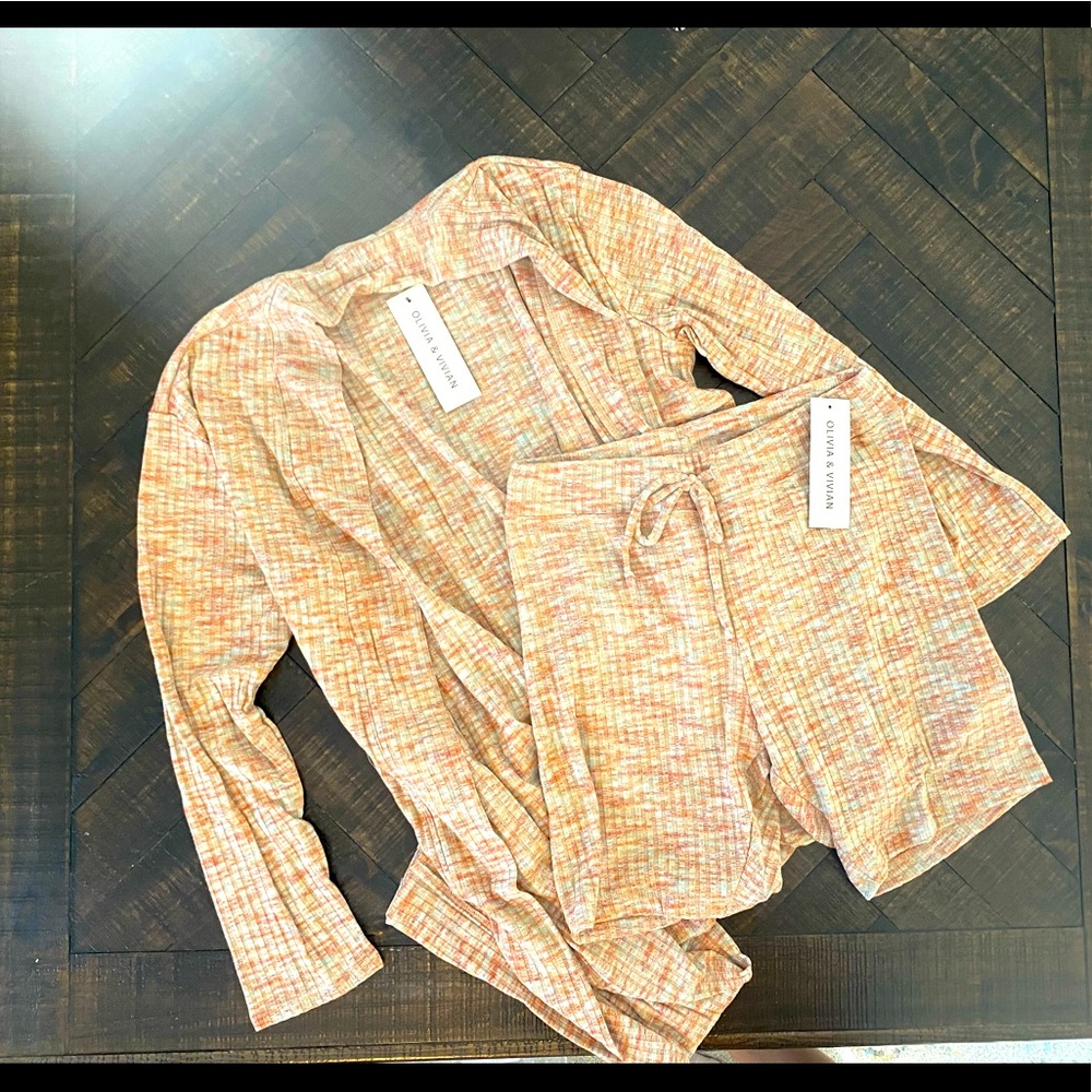 Olivia & Vivian Cardigan & Shorts Set Size Medium